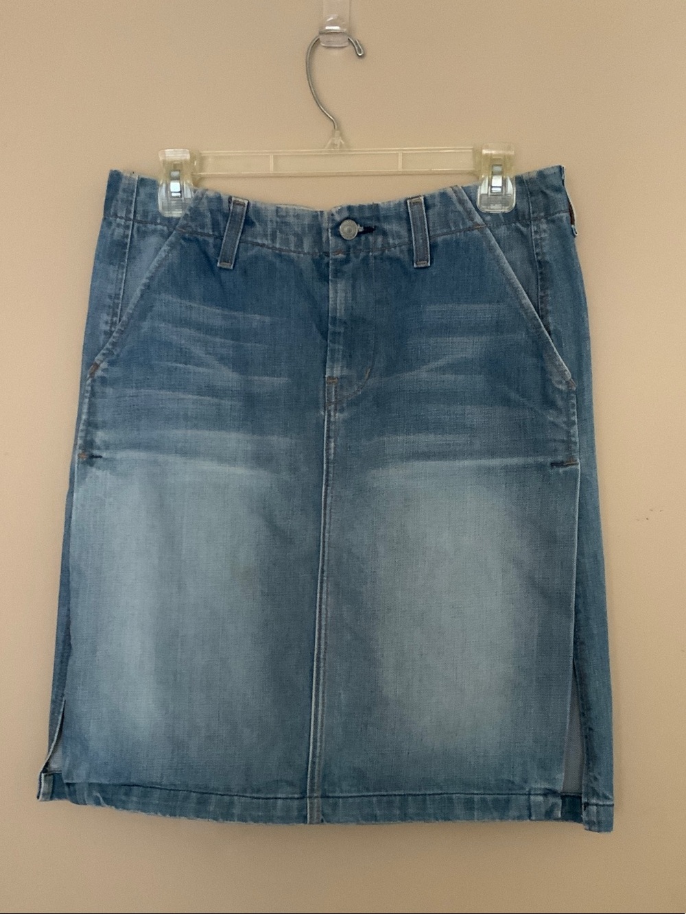 7 For All Mankind Women's Light Blue Denim Skirt